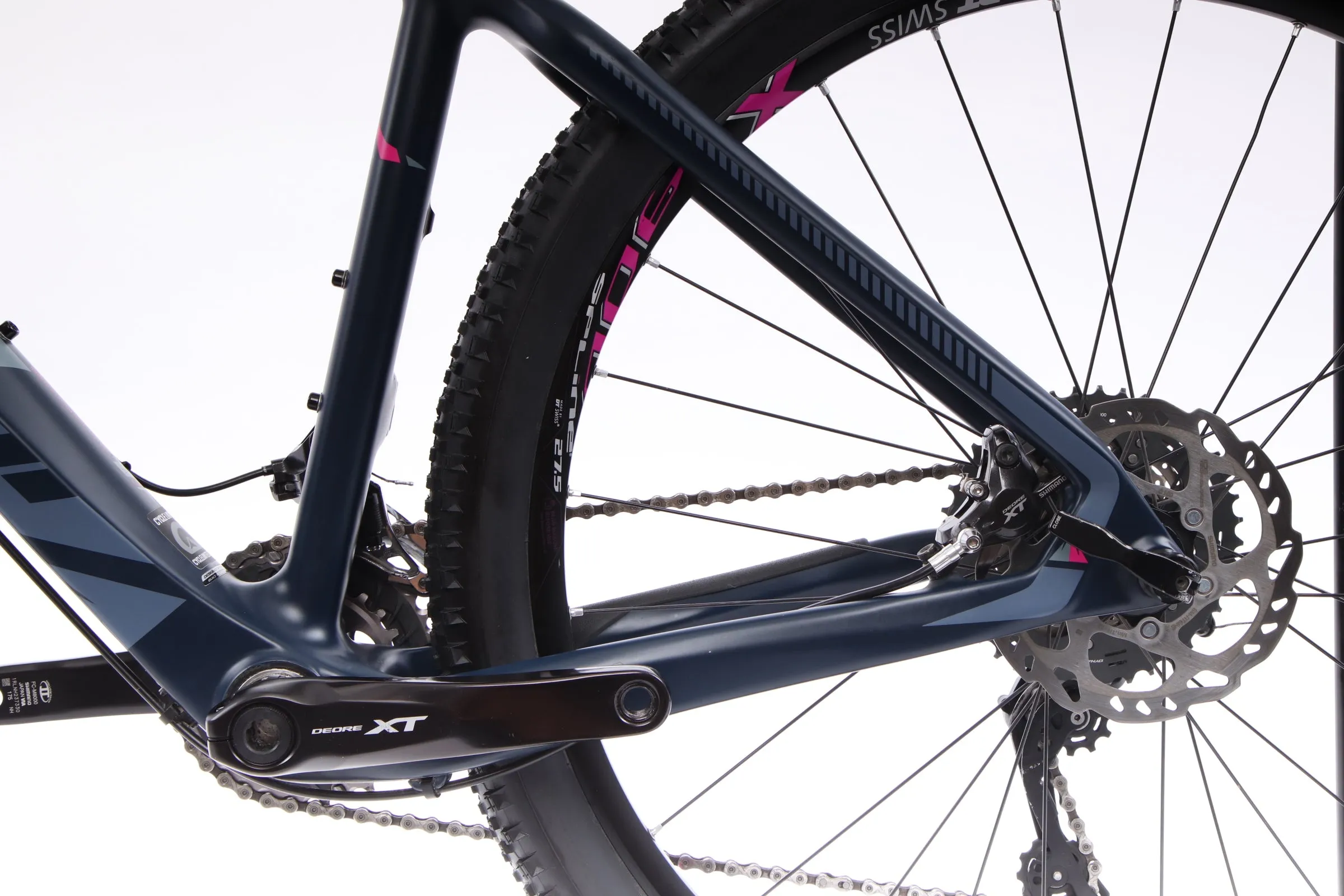 2016 Fuji SLM 2.1  Mountain Bike - Medium