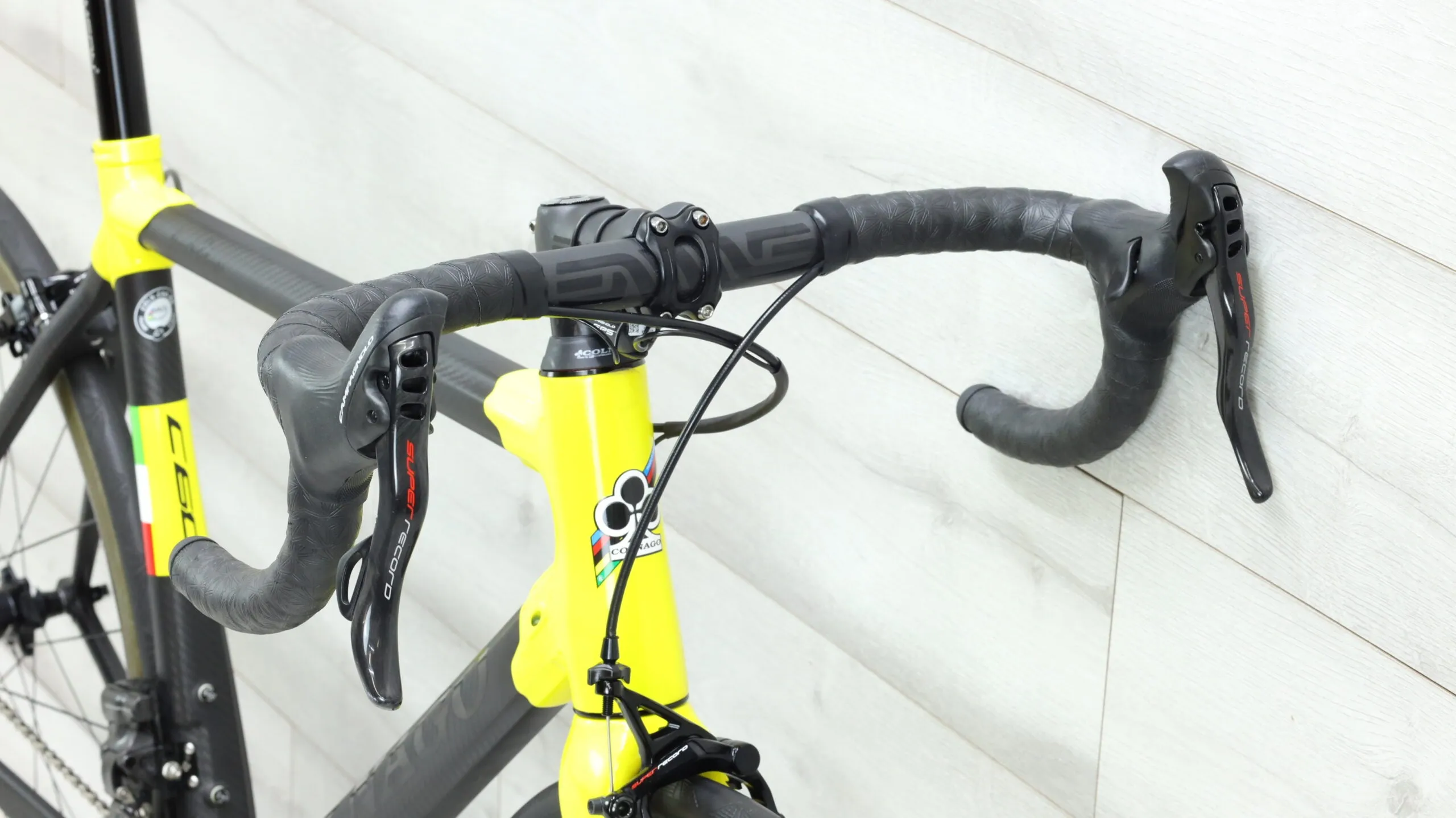 2017 Colnago C60  Road Bike - 52s
