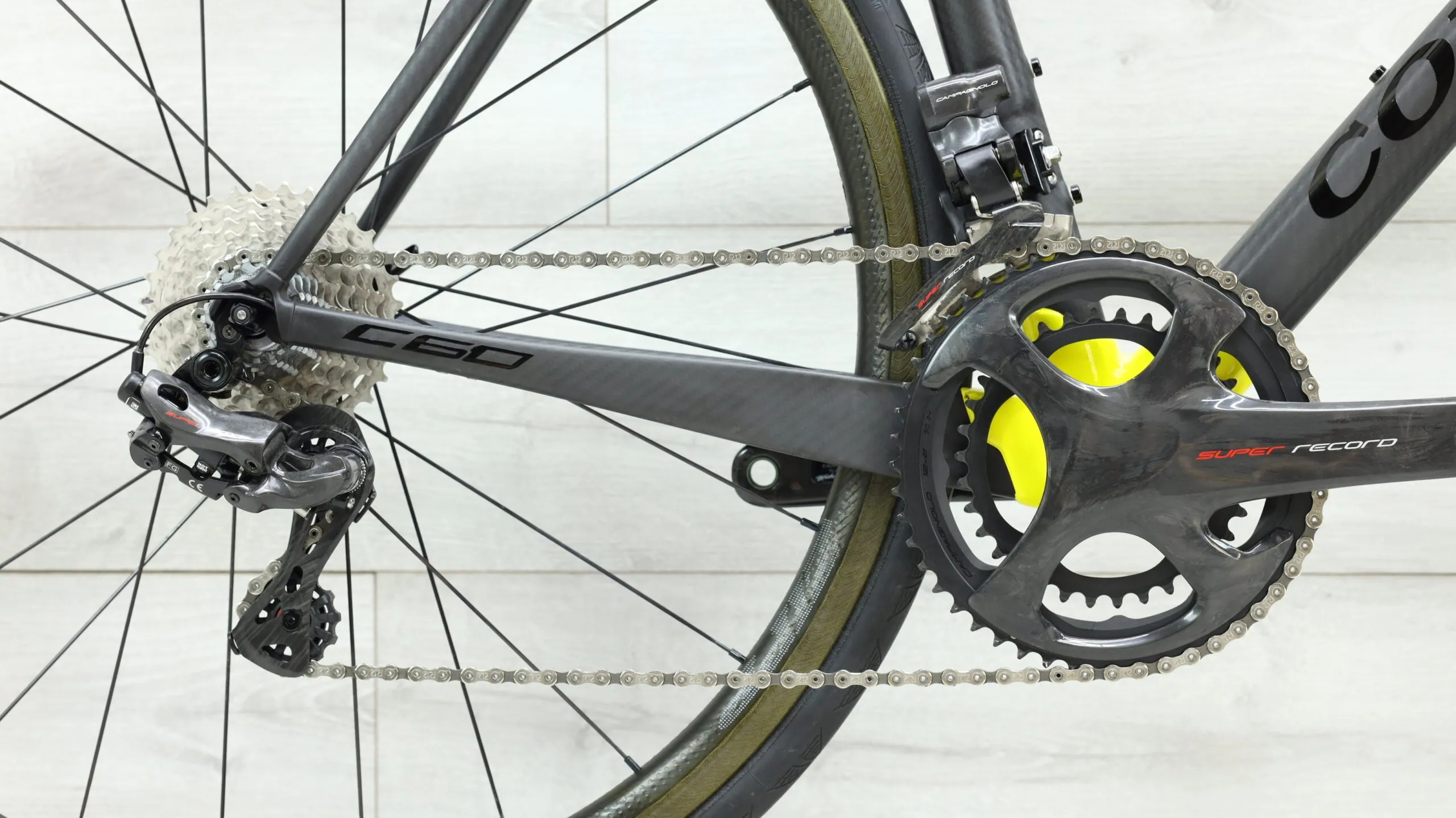 2017 Colnago C60  Road Bike - 52s