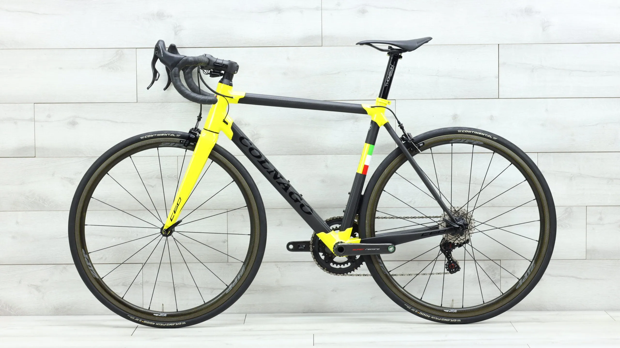 2017 Colnago C60  Road Bike - 52s