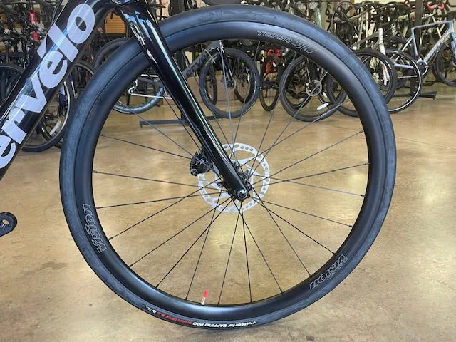 Cervelo Caledonia Shimano 105 Di2 12 Speed