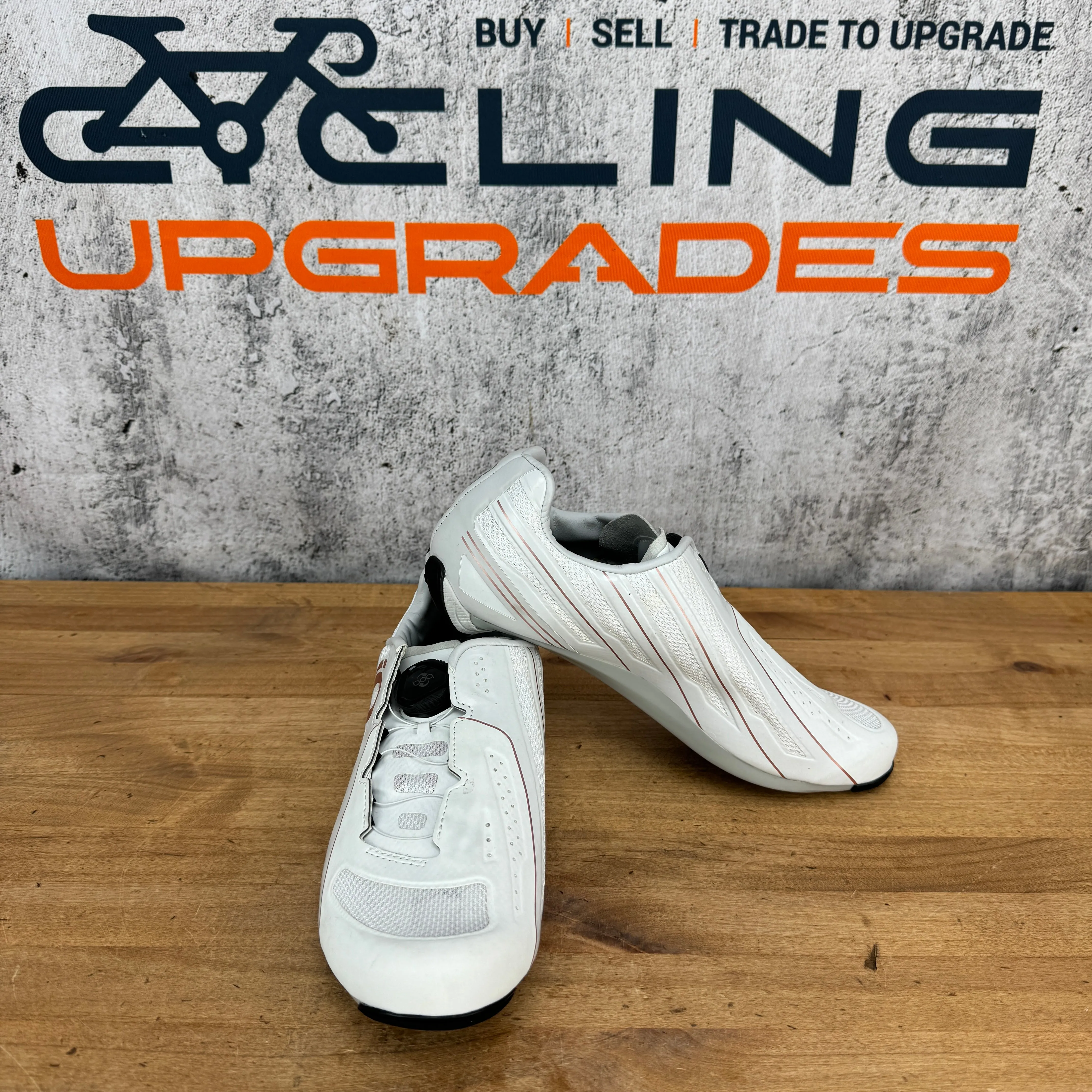 New! Pearl iZumi W Race Road V5 Women's 40 EU 3-Bolt BOA Cycling Shoes White